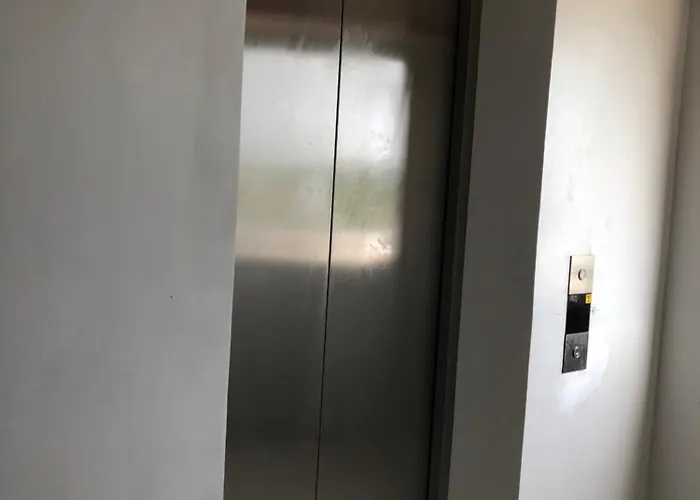 아파트호텔 Near Cebu Mactan Airport Plumera With Elevator Or Lift