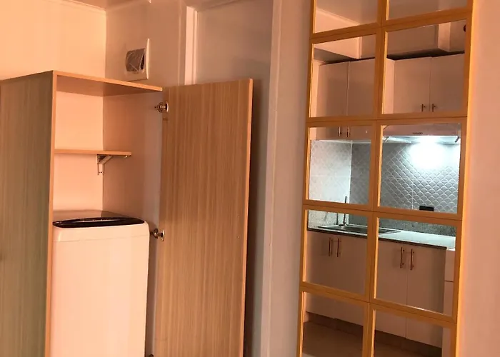 Near Cebu Mactan Airport Plumera With Elevator Or Lift 4*