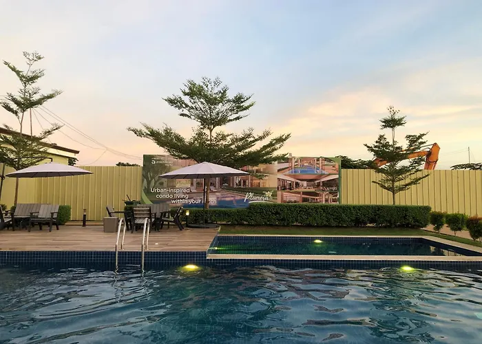 Near Cebu Mactan Airport Plumera With Elevator Or Lift 4*